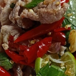 ยำ-ตำ ปากเจ่อแซ่บเว่อร์ ตลาดเฮียชุ้น บางกระดี่