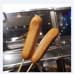 ไส้กรอกชีส 3 แถม 1