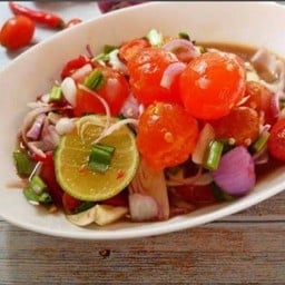 ยำไข่แดงเค็ม