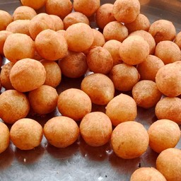 ขนมไข่นกกระทา 2 ถุง 16 ลูกจ้า