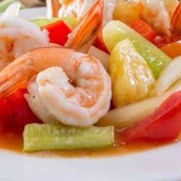 ข้าวผัดเปรี้ยวหวานกุ้ง