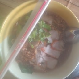 ป๊อกป๊อกบะหมี่เกี๊ยวหมูแดงท่าขอนยาง