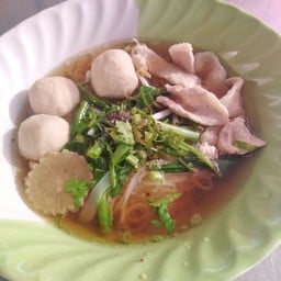 ก๋วยเตี๋ยวโกเด้ง-โฮเด้ง เกาะลำพู