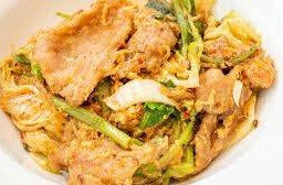 สุกี้แห้ง หมูหมัก