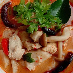 ต้มยำไก่น้ำข้น