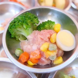 หมูหน้าบล็อคโคลี่