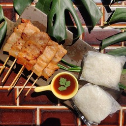 หมูอิ่มจนจุก