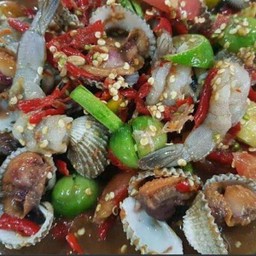 เหลาทะเลรวม (กุ้ง,ปลาหมึก)