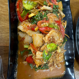 ผัดเผ็ดหมูป่า