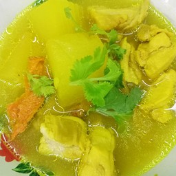 ต้มฝักไก่ขมิ้น