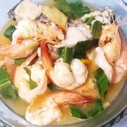 ต้มยำรวมมิตรน้ำใส