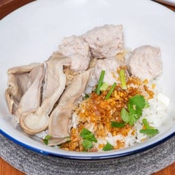 ข้าวแห้งหมูสับกระเพาะ