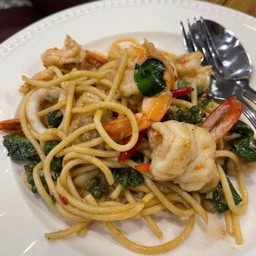 สปาเก็ตตี้ขี้เมาทะเล ไทยสไตล์
