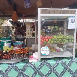 ลุงชัย ส้มตำไก่ย่าง (เจ๊เก๋ คลองตำหรุ)