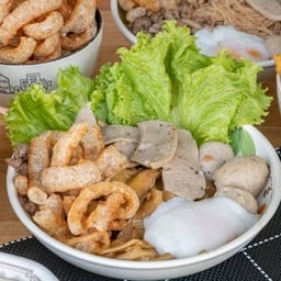 เกี๊ยวคลุก🍜