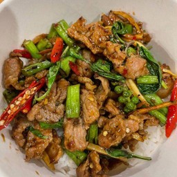 มาม่าผัดฉ่า