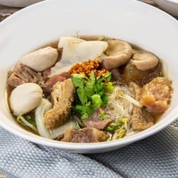 เส้นหมี่ขาว(น้ำ) รวมทุกอย่าง (พิเศษ)