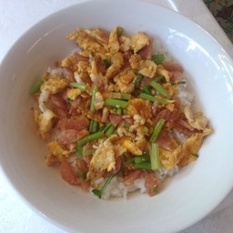 ข้าวแห้งแหนม