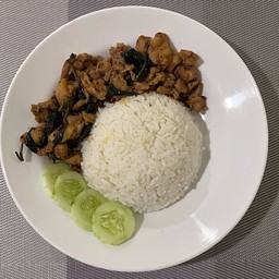 ขี้เกียจผัดกะเพรา