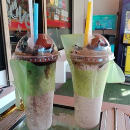 เฉาก๊วยนมสด