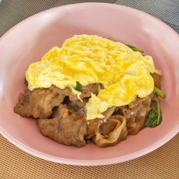 ผัดซีอิ๊วไข่ข้น