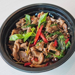 ข้าวกะเพราเนื้อแกะ