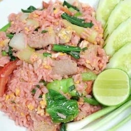ข้าวผัดหมูรถไฟ (ซอสแดง)