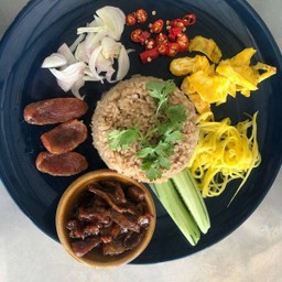 ข้าวคลุกกะปิ