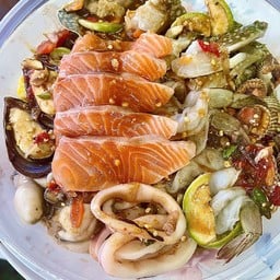 ยำทะเลยกร้าน