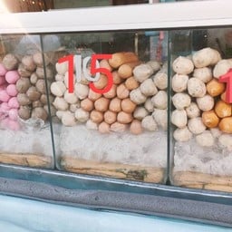 ร้านส้มตำ หมูอบโอง  แม่แดงข้าง7-11ห้วยเล็ก