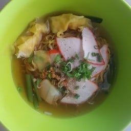 ร้านเนสเล่ท์ข้าวมันไก่ ปตท
