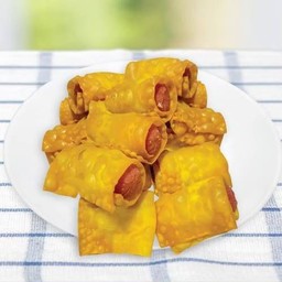 เกี๊ยวห่อไส้กรอก