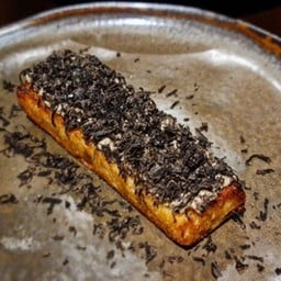 ขนมปังบรีโยชกับทรัฟเฟิลสด