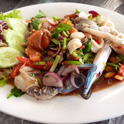 ยำเหลาทะเลแซ่บนัว