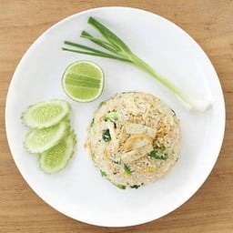 ข้าวผัดหมูยอ