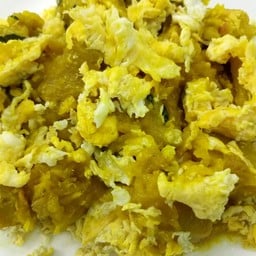 ฟักทองผัดไข่