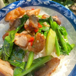 ข้าวคะน้าหมูทอด(ตรงปก)