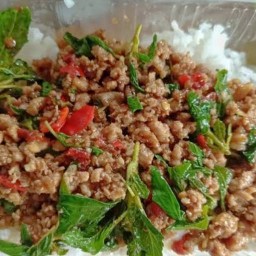 อาหารตามสั่ง ยายจิ๋ม...กล่องแตก