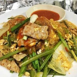 สุกี้แห้ง(หมูหมัก) สูตรโบราณ4 พี่น้อง