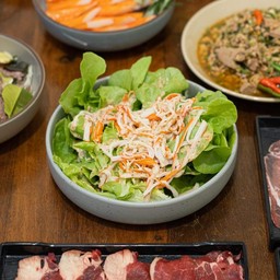 สลัดปูอัดไข่กุ้ง