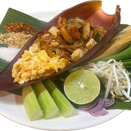 ผัดไทยหอยแมลงภู่