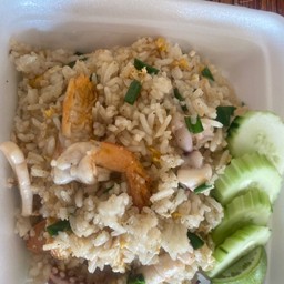 ข้าวผัดทะเล
