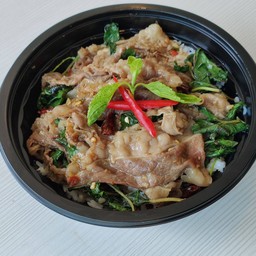 ข้าวกะเพราสันคอสไลด์