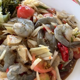 ตำหมูยอห่อตองกุ้งสด