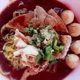 ร้านก๋วยเตี๋ยวหมู น้ำตก น้ำใส ทรัพย์มั่นคงเฟส7