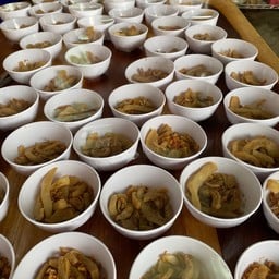 กากเจียวหมูทอด