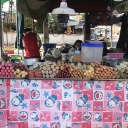 ลูกชิ้นยำทอด