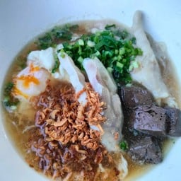 เจ๊กบ ก๋วยจั๊บญวนอุบล