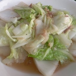 ผักกาดขาวผัดน้ำปลาเป็นกับข้าว