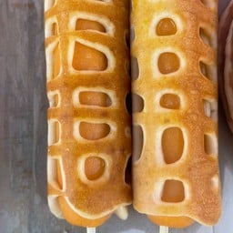 แพนเค้กพันไส้กรอกชีสเนย (อิสลามทานได้คะ)